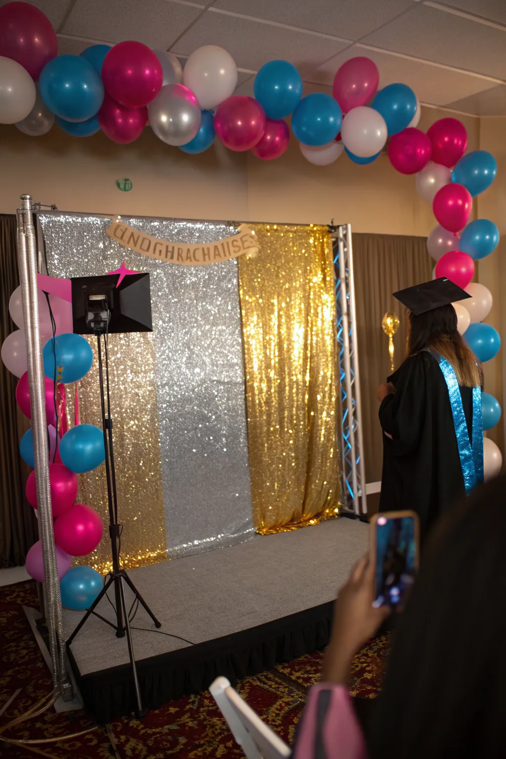 15+ Creative Graduation Photobooth Ideas