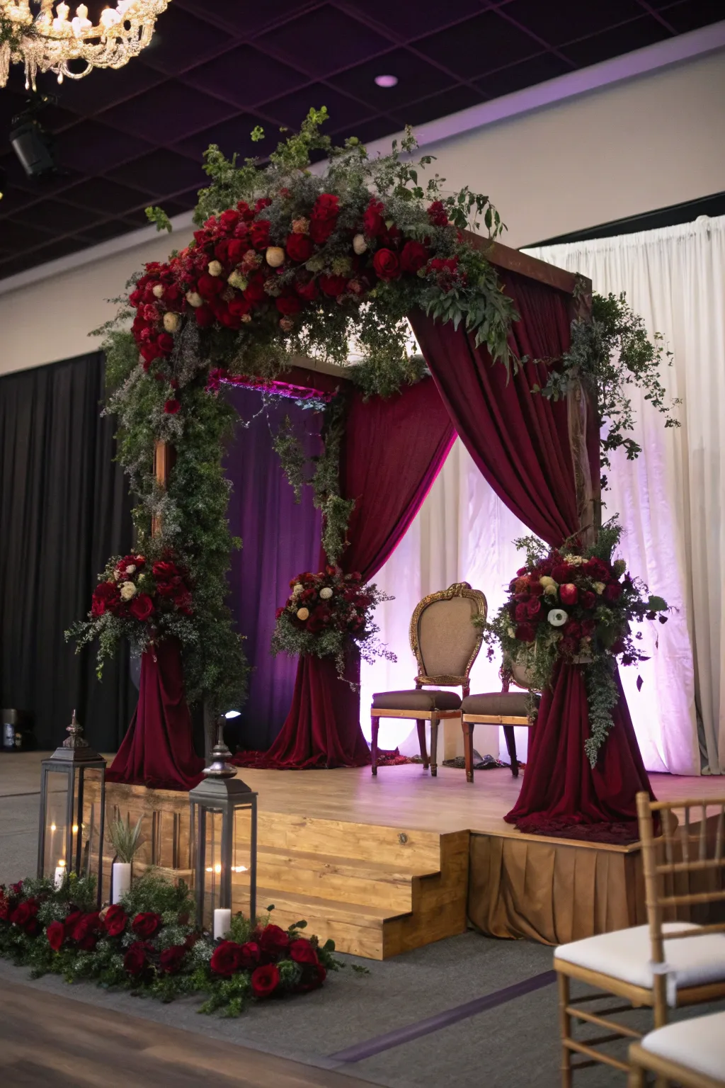 19+ Stunning Wedding Stage Decoration Ideas